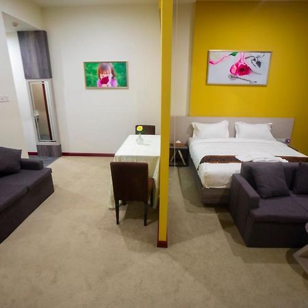 Green Rose Hotel Batam Eksteriør billede