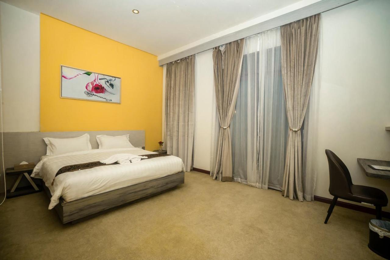 Green Rose Hotel Batam Eksteriør billede